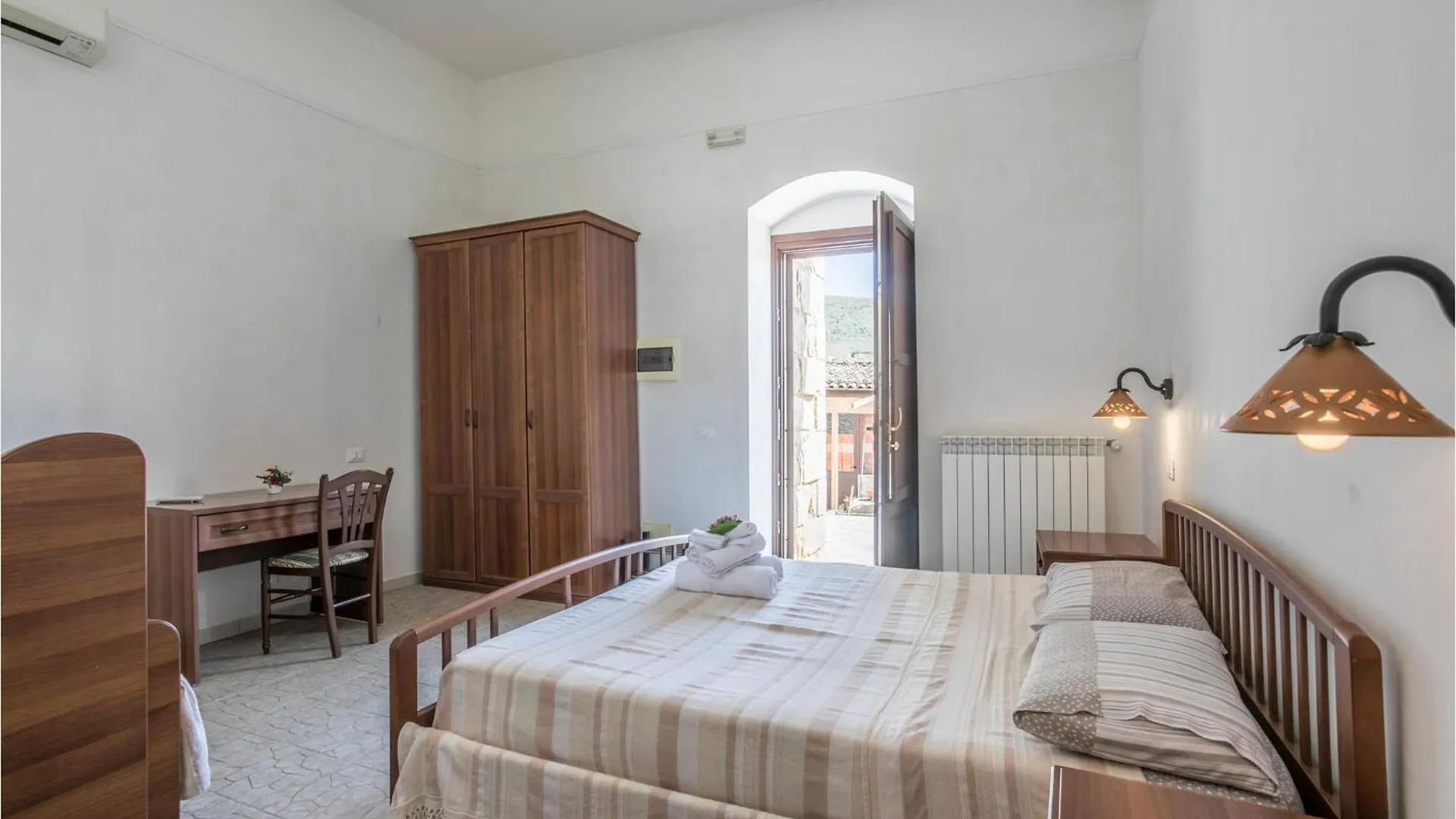Dom wakacyjny Cozy Home In Ragusa With Outdoor Swimming Pool