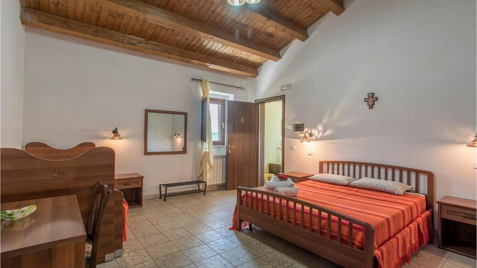 Cozy Home In Ragusa With Outdoor Swimming Pool 0*,